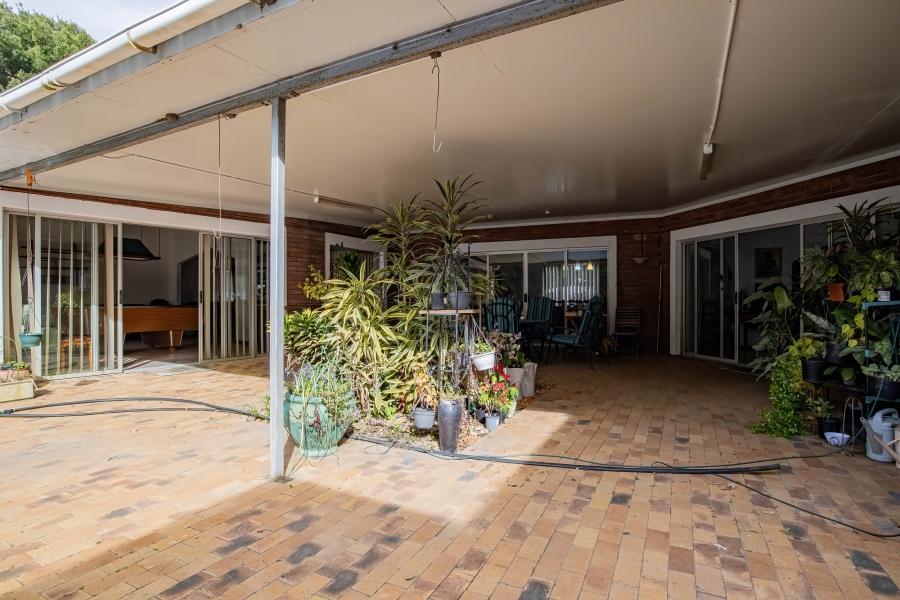 4 Bedroom Property for Sale in Joostenbergvlakte Western Cape